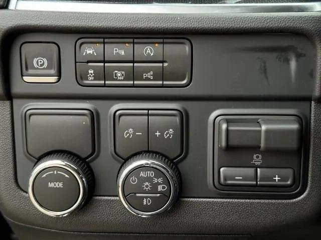 2026 Chevrolet Suburban RST, RWD