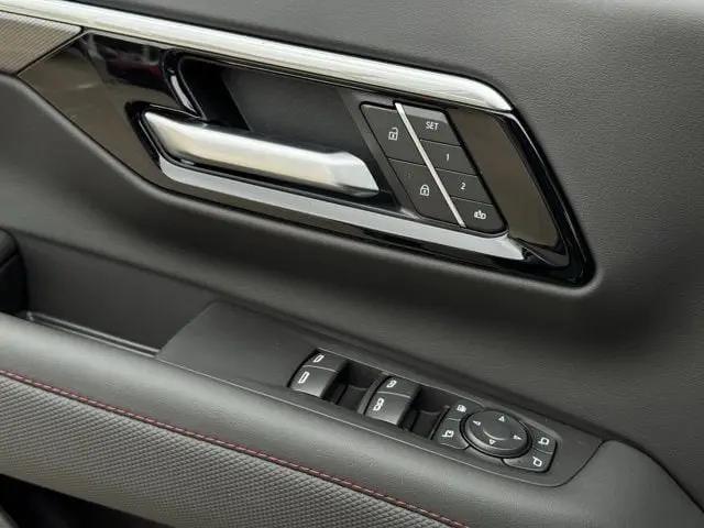 2026 Chevrolet Suburban RST, RWD