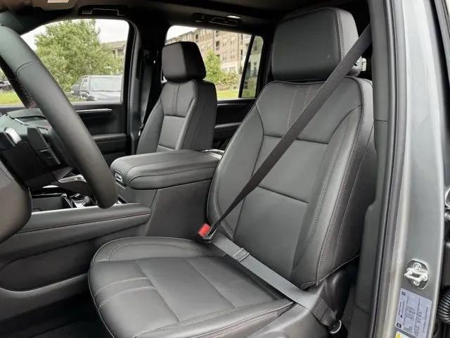 2026 Chevrolet Suburban RST, RWD