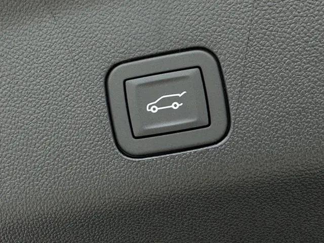 2026 Chevrolet Suburban RST, RWD