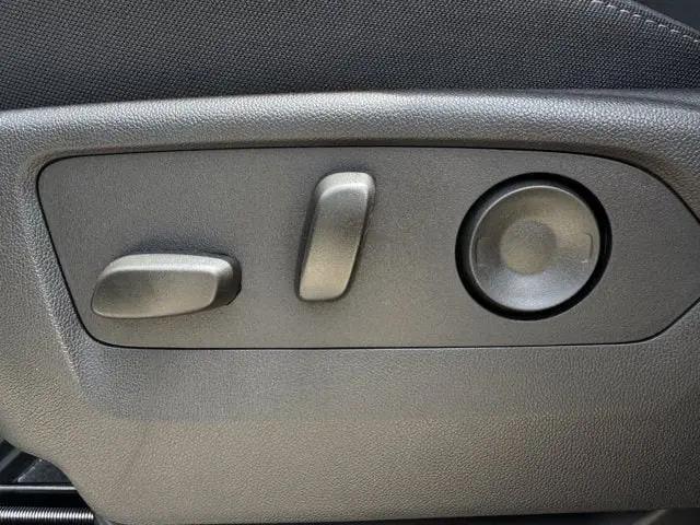 2026 Chevrolet Silverado 1500 2WD Crew Cab Short Bed Custom