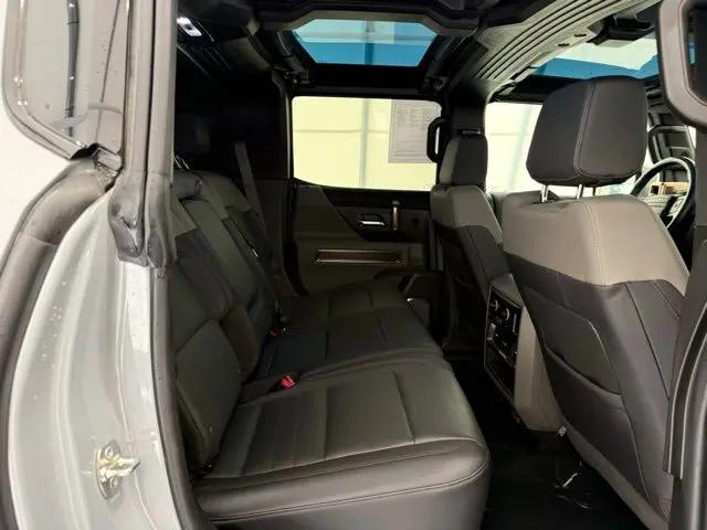 2025 GMC HUMMER EV 2X e4WD
