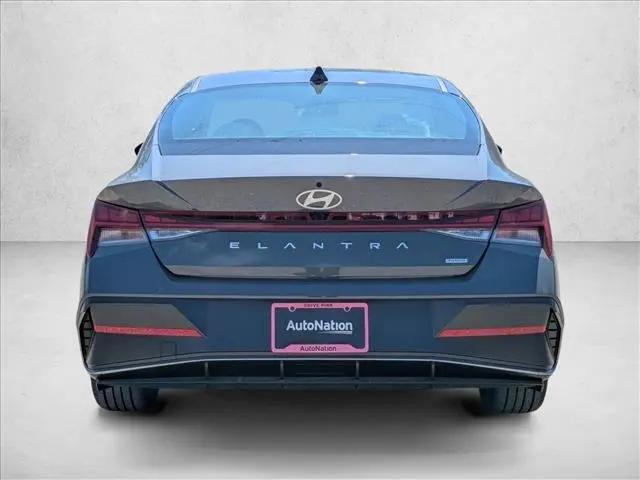 2026 Hyundai Elantra Hybrid Limited