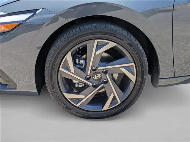 2026 Hyundai Elantra Hybrid Limited