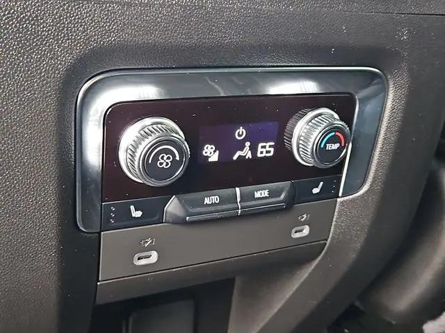 2024 GMC Yukon 4WD Denali