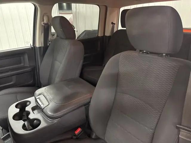2019 Ram 1500 Classic Express Crew Cab 4x4 5'7" Box