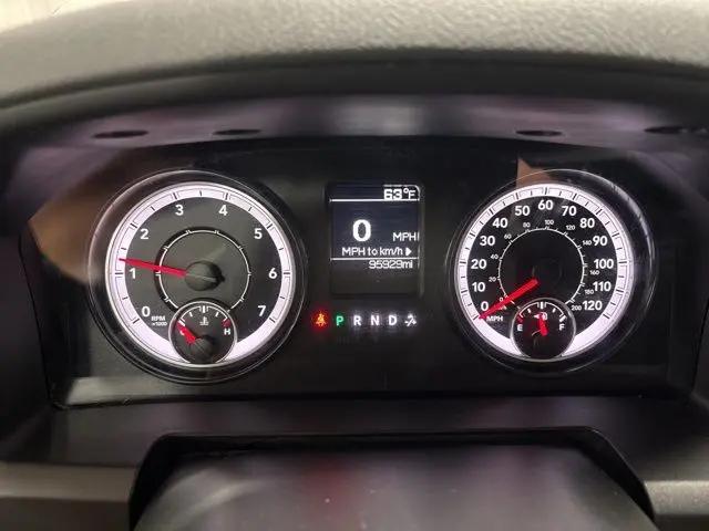 2019 Ram 1500 Classic Express Crew Cab 4x4 5'7" Box