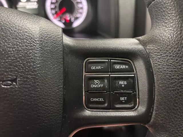 2019 Ram 1500 Classic Express Crew Cab 4x4 5'7" Box