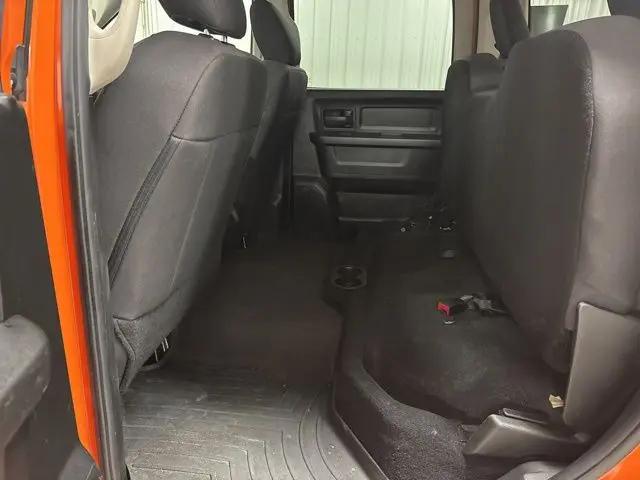 2019 Ram 1500 Classic Express Crew Cab 4x4 5'7" Box