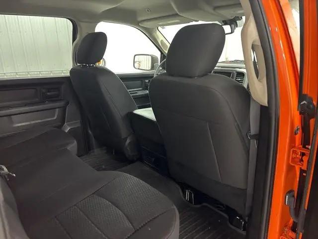 2019 Ram 1500 Classic Express Crew Cab 4x4 5'7" Box