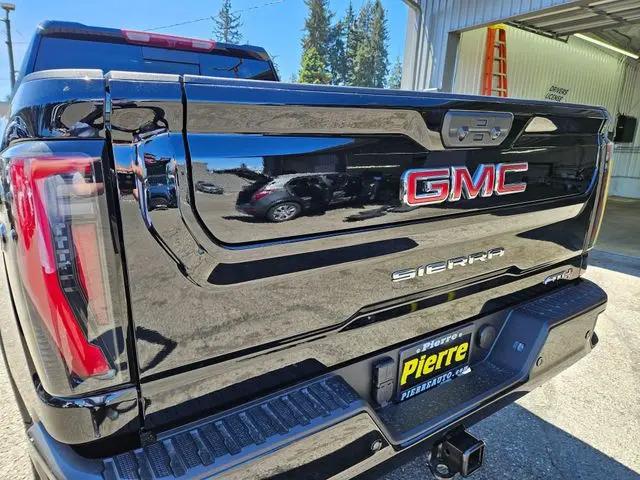 2026 GMC Sierra 2500HD Crew Cab, Standard Bed, AT4, 4WD