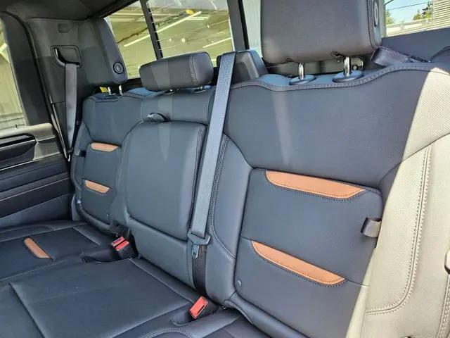 2026 GMC Sierra 2500HD Crew Cab, Standard Bed, AT4, 4WD