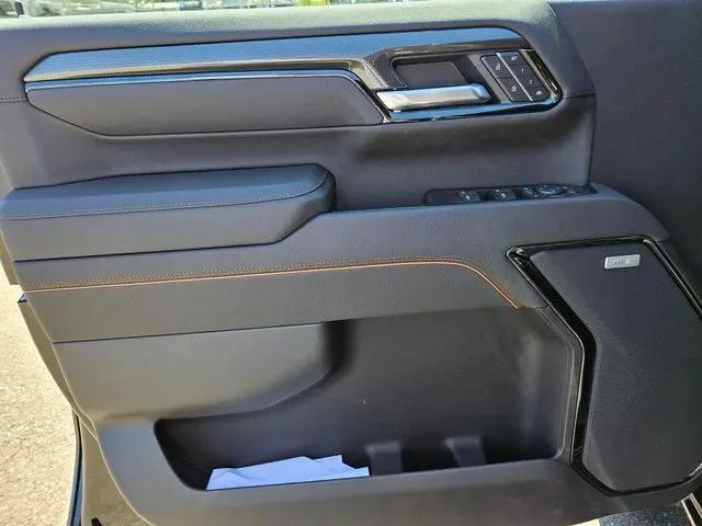 2026 GMC Sierra 2500HD Crew Cab, Standard Bed, AT4, 4WD