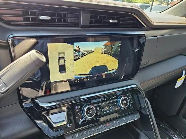 2026 GMC Sierra 2500HD Crew Cab, Standard Bed, AT4, 4WD