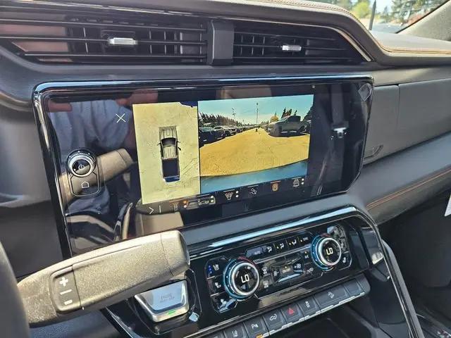 2026 GMC Sierra 2500HD Crew Cab, Standard Bed, AT4, 4WD