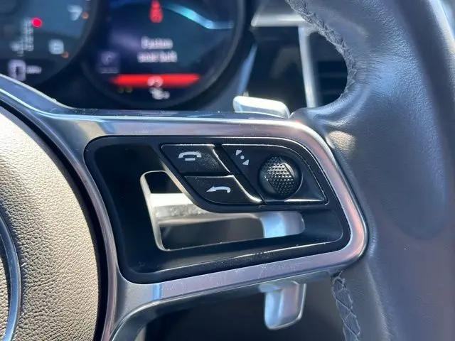 2017 Porsche Macan Macan