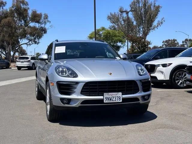 2017 Porsche Macan Macan