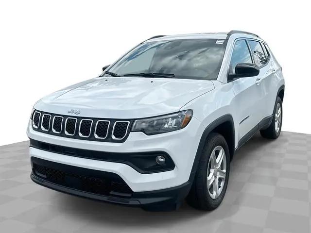 2023 Jeep Compass Latitude 4x4 for sale in Birch Run, MI
