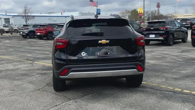 2025 Chevrolet Trax FWD LT