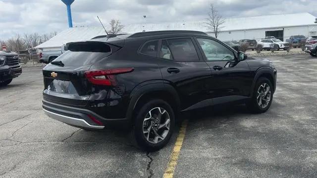 2025 Chevrolet Trax FWD LT