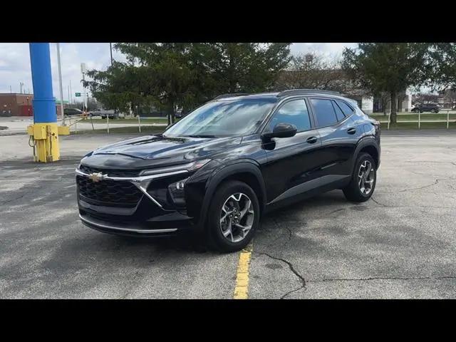 2025 Chevrolet Trax FWD LT