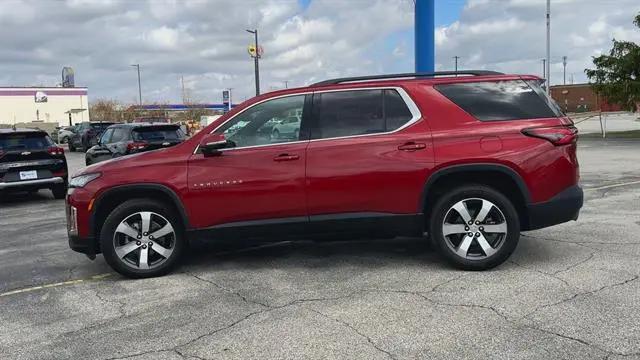 2023 Chevrolet Traverse AWD LT Leather