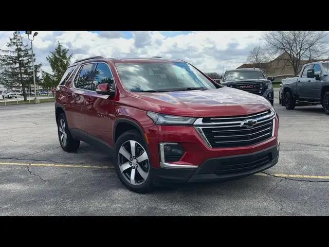 2023 Chevrolet Traverse AWD LT Leather