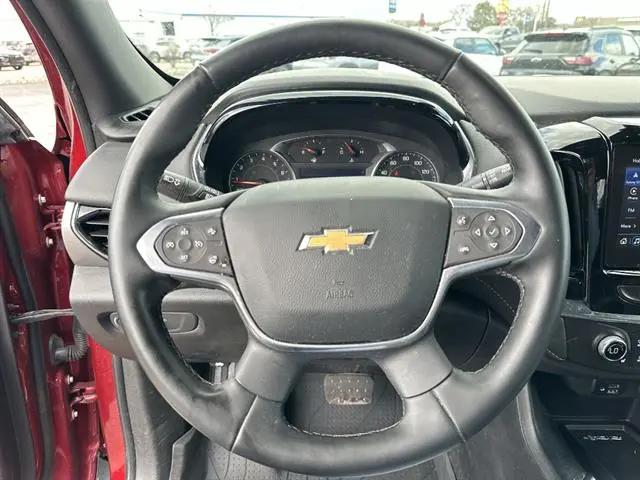 2023 Chevrolet Traverse AWD LT Leather