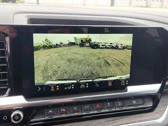 2026 GMC Sierra 1500 Crew Cab, Standard Bed, SLT, 4WD