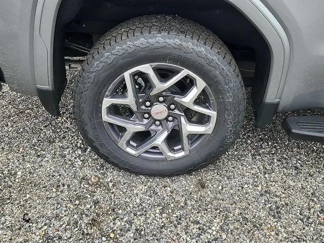 2026 GMC Sierra 1500 Crew Cab, Standard Bed, SLT, 4WD