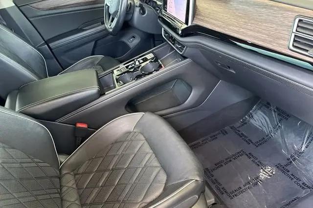 2024 Volkswagen Atlas 2.0T SEL Premium R-Line