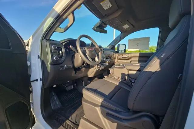 2026 GMC Sierra 3500HD Pro