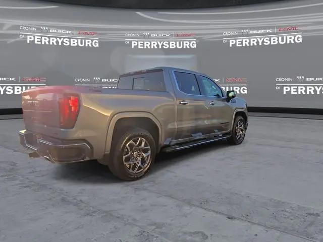 2026 GMC Sierra 1500 Crew Cab, Short Bed, SLT, 4WD