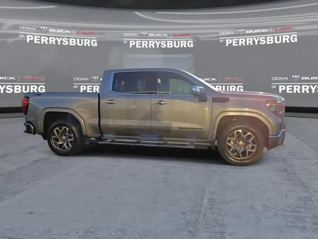 2026 GMC Sierra 1500 Crew Cab, Short Bed, SLT, 4WD