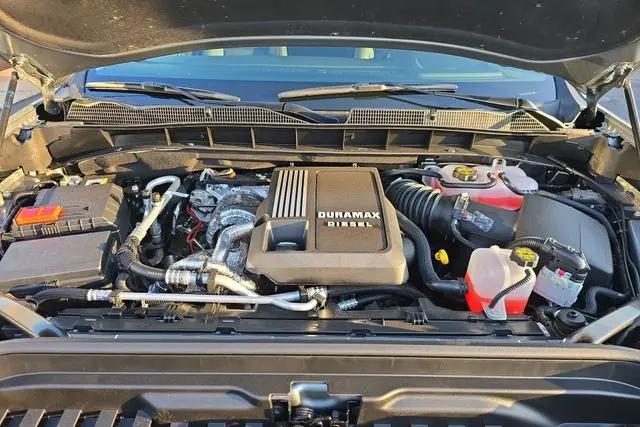 2026 GMC Sierra 1500 Crew Cab, Short Bed, SLT, 4WD