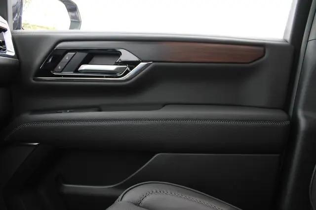 2026 GMC Yukon XL 4WD Denali