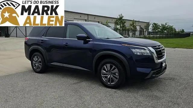 2025 Nissan Pathfinder SV 4WD