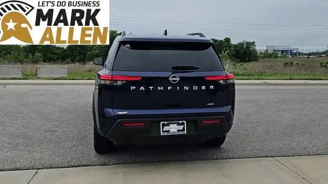 2025 Nissan Pathfinder SV 4WD