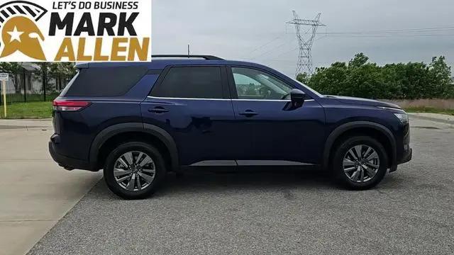 2025 Nissan Pathfinder SV 4WD