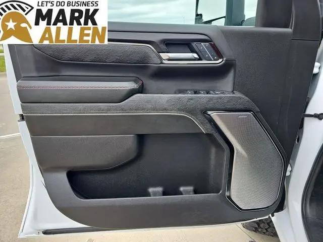 2025 GMC Sierra 2500HD Crew Cab, Standard Bed, AT4X, 4WD