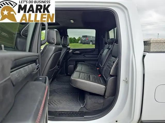 2025 GMC Sierra 2500HD Crew Cab, Standard Bed, AT4X, 4WD