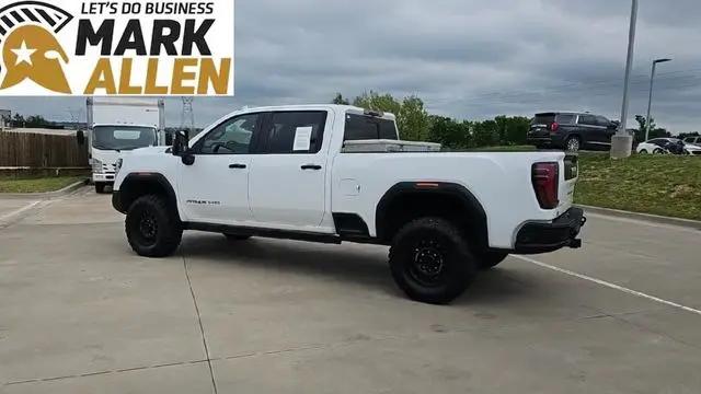 2025 GMC Sierra 2500HD Crew Cab, Standard Bed, AT4X, 4WD