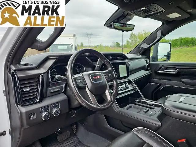 2025 GMC Sierra 2500HD Crew Cab, Standard Bed, AT4X, 4WD