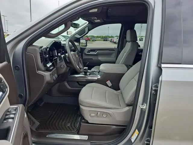 2026 Chevrolet Silverado 1500 4WD Crew Cab Short Bed LTZ