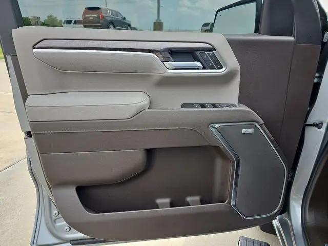 2026 Chevrolet Silverado 1500 4WD Crew Cab Short Bed LTZ