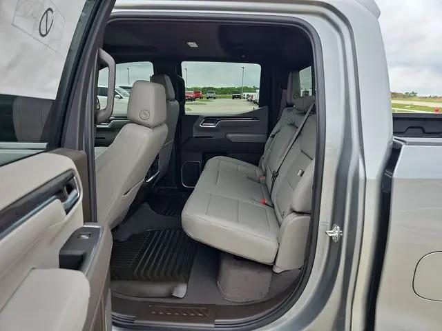 2026 Chevrolet Silverado 1500 4WD Crew Cab Short Bed LTZ