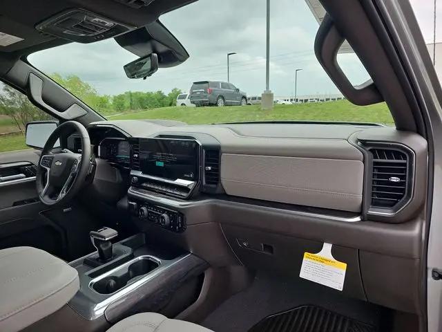 2026 Chevrolet Silverado 1500 4WD Crew Cab Short Bed LTZ