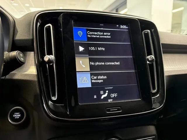 2020 Volvo XC40 T5 Momentum