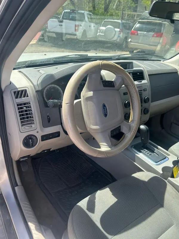 2009 Ford Escape XLT