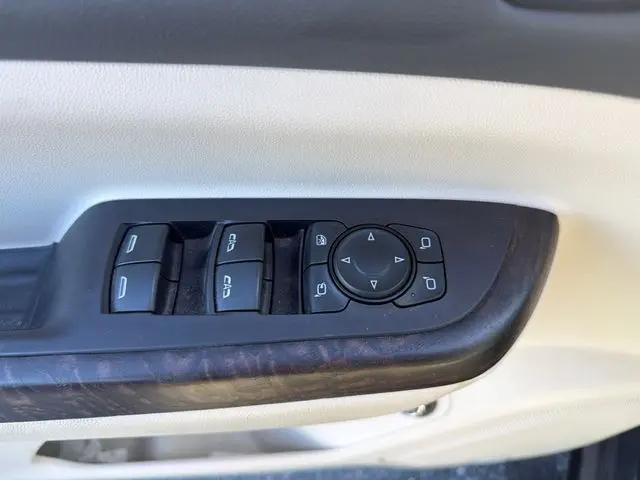 2020 GMC Acadia AWD Denali